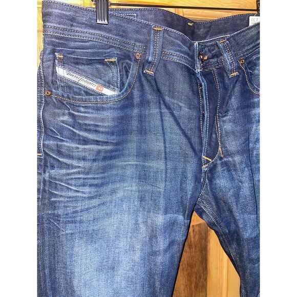Diesel Larkee Jeans Dark Indigo Gunmetal Button Fly Size | 34/32 - Picture 4 of 7